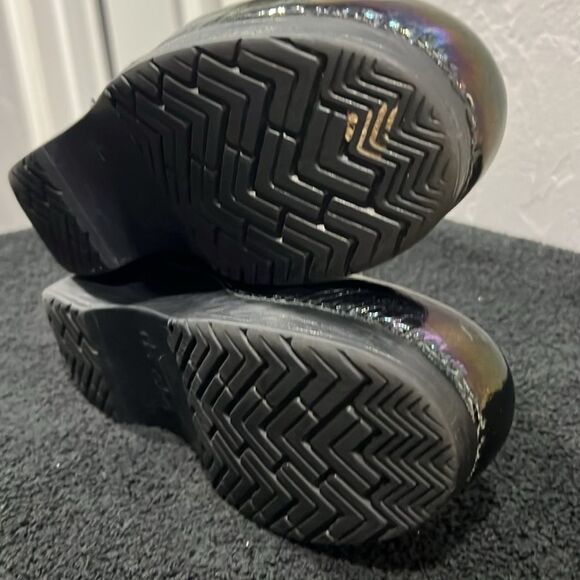 🔥🔥 DANSKO Petrol Iridescent Patent Leather Slip On Clogs Women EU 38 / US 7.5- - Picture 12 of 14